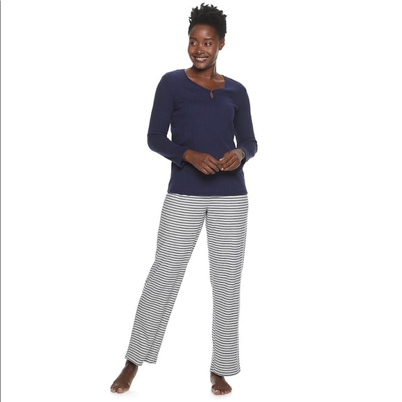 New Women’s Croft & Barrow Classic Sleep Set PJs - Picture 1 of 15